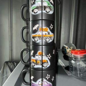 Halloween mug set